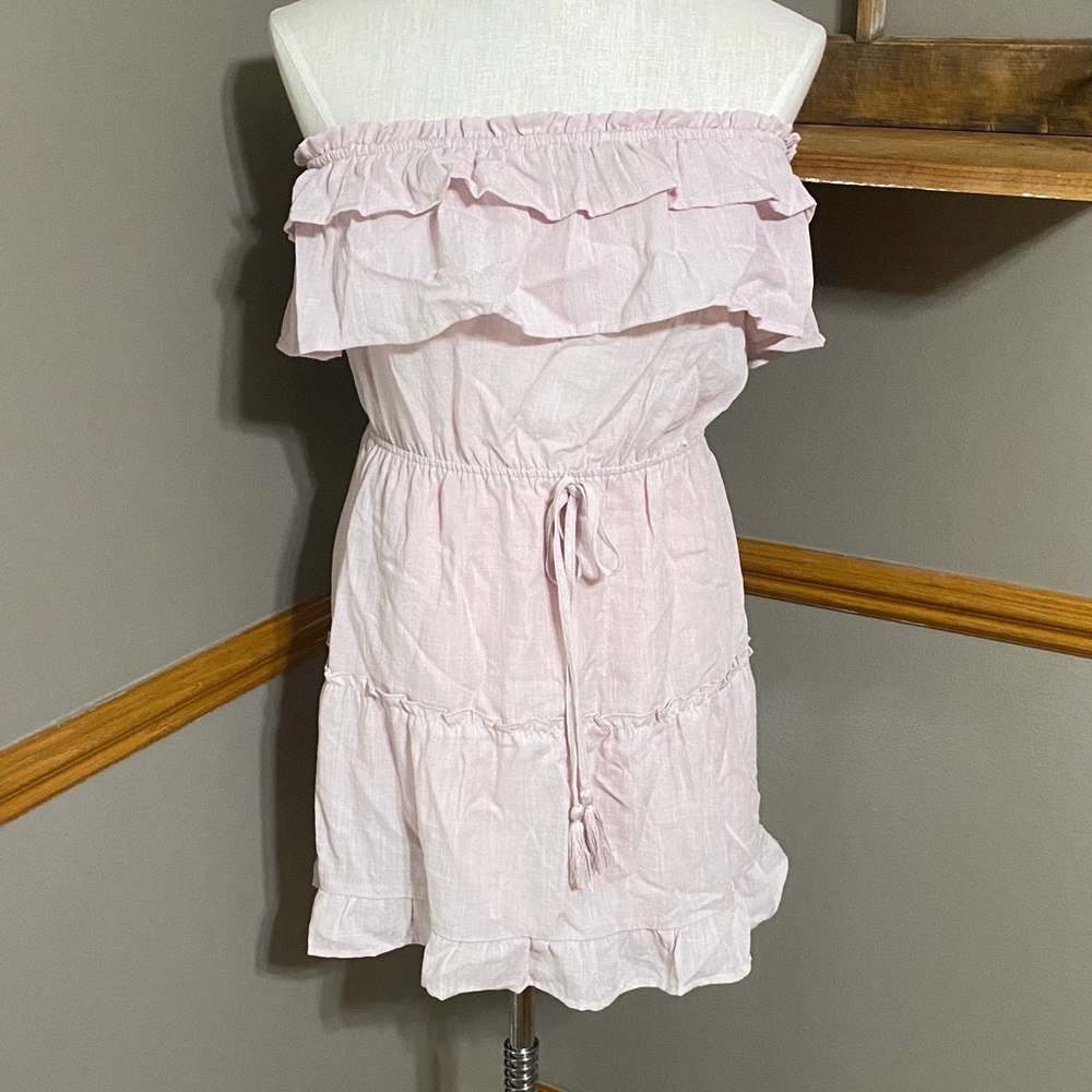 Le lis Off the Shoulder strapless blush pink mini ruffle Dress size small